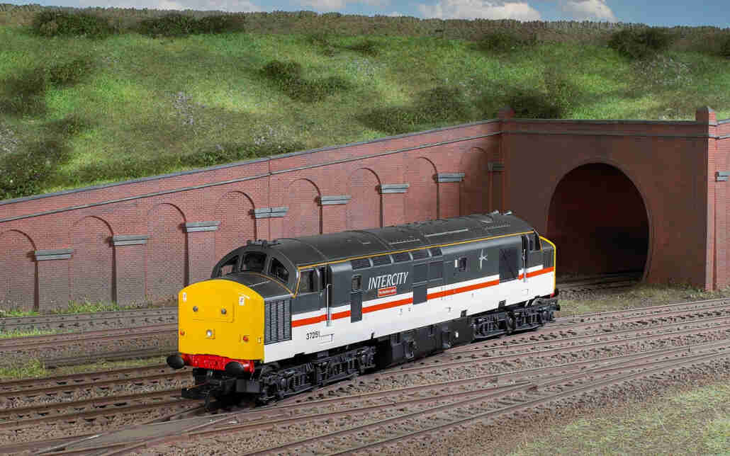 thumbnail image 2 of Hornby Railroad LNER Class J83 Steam Locomotive - 00 Scale Model Train 8474 2 of 9